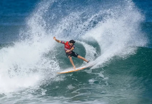 WSL: Dora e Chianca avançam às semifinais de etapa em Saquarema