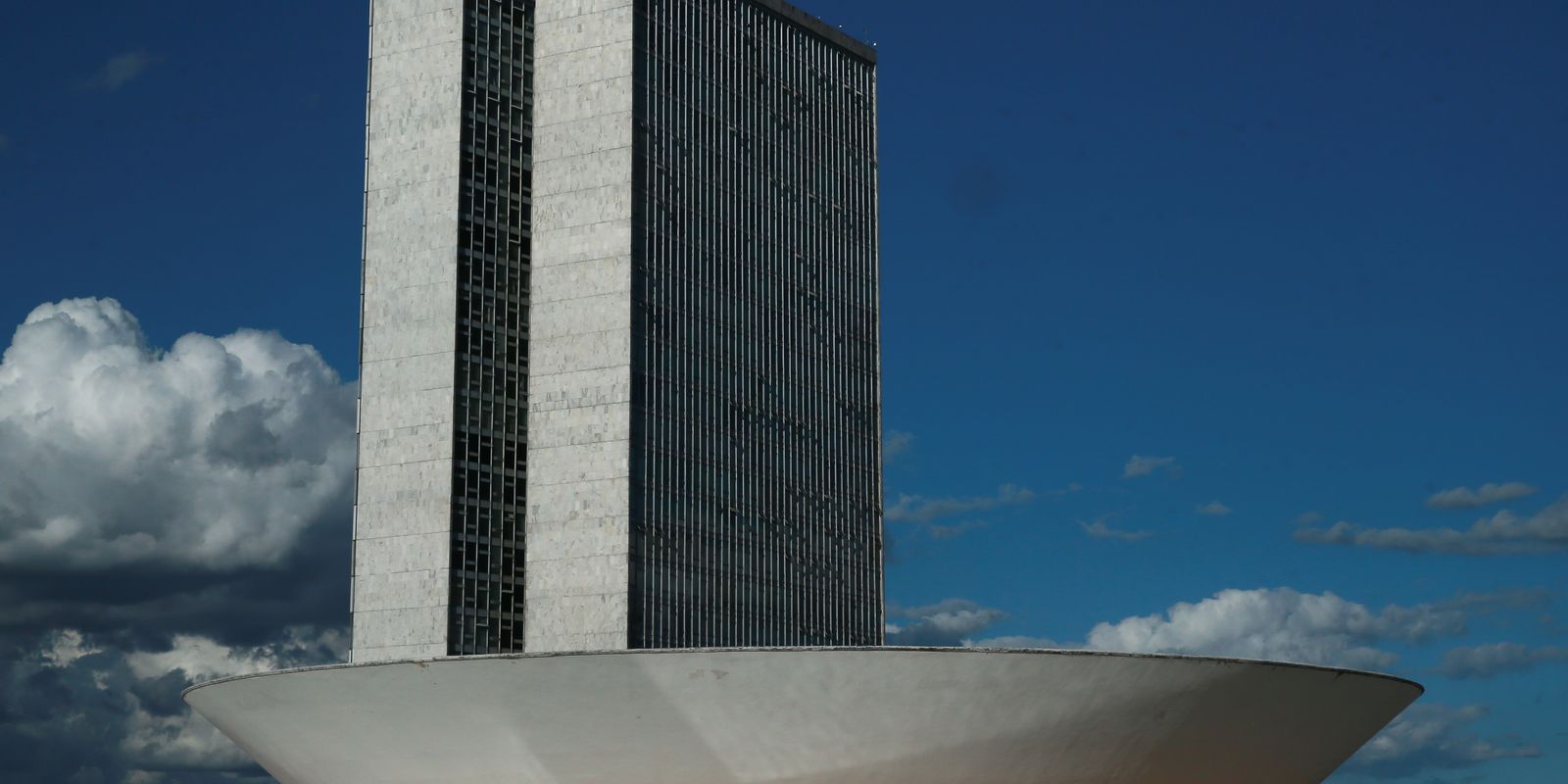 Imagem referente a Governo enviará projeto à Câmara para aumentar limite do MEI