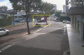 Veja como ocorreu acidente que deixou motociclista ferido no Centro de Cascavel