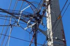 'Gambiarra': situação em postes de energia deixa moradores do Tropical II sem luz e com medo