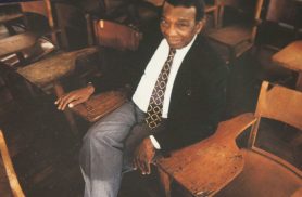 Acervo da USP revela novas faces do pensador negro Milton Santos