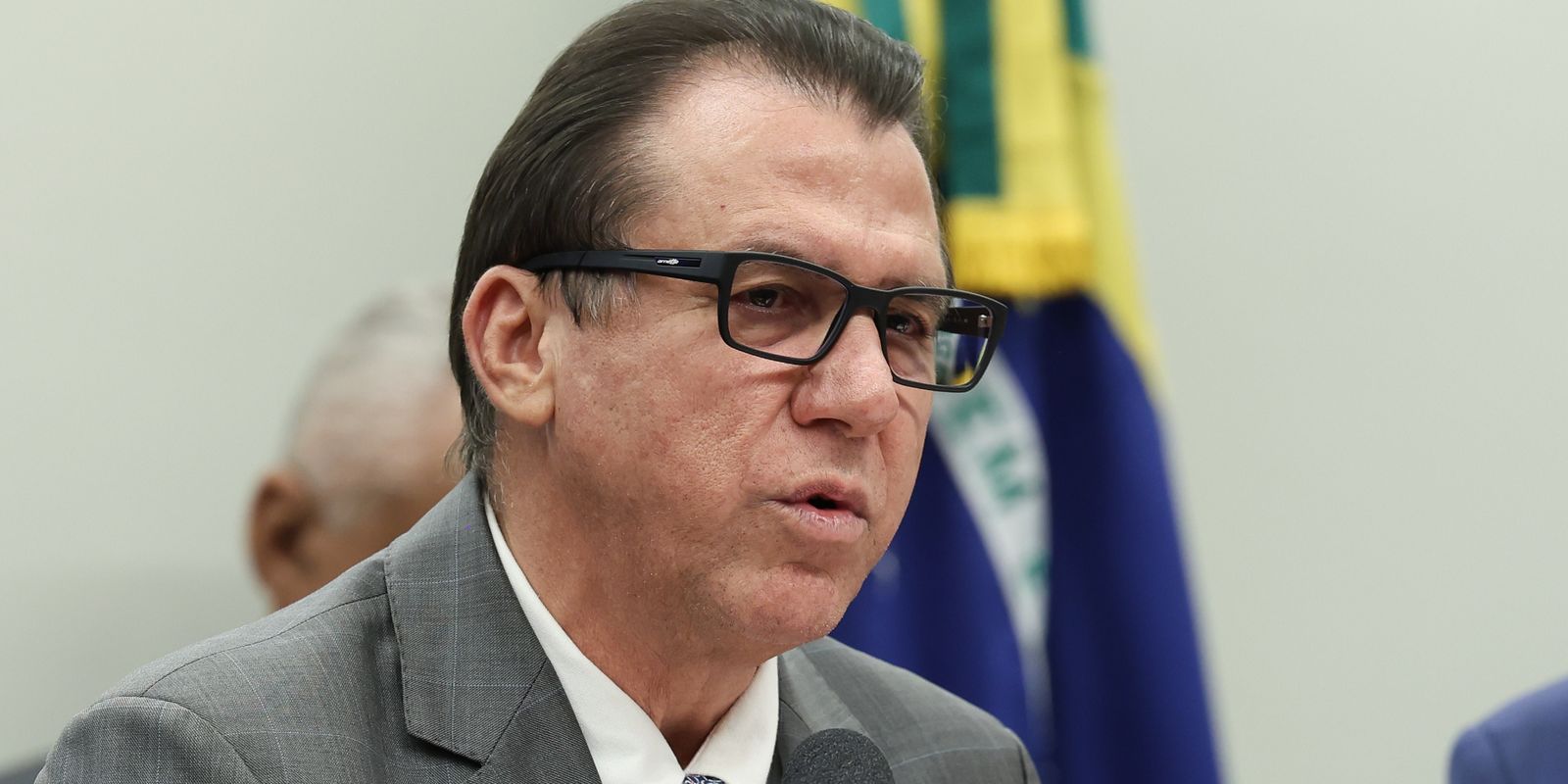Imagem referente a Marinho pede solução do Supremo contra uso irregular do MEI