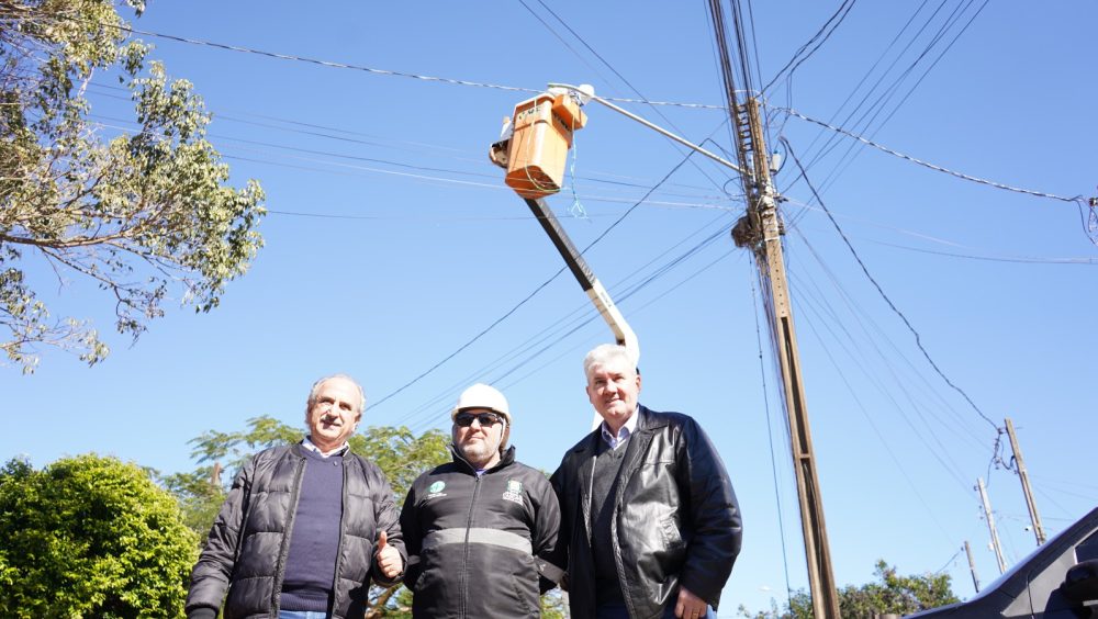Prefeitura faz força-tarefa para garantir iluminação 100% em LED em Cascavel Imagem referente a Prefeitura faz força-tarefa para garantir iluminação 100% em LED em Cascavel