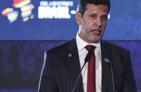 MEC: queda do analfabetismo no Brasil é ligada a políticas na educação
