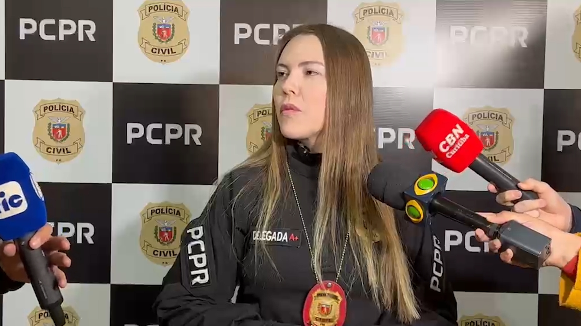 PCPR prende dois suspeitos de integrar grupo especializado em furtos a apartamentos de luxo