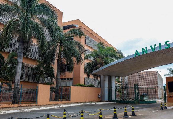 Anvisa proíbe suplemento irregular e suspende lotes de creatina