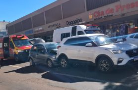 Colisão traseira mobiliza Siate no Centro de Cascavel
