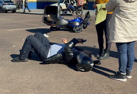 Motociclista fica ferido em acidente de trânsito no São Cristóvão