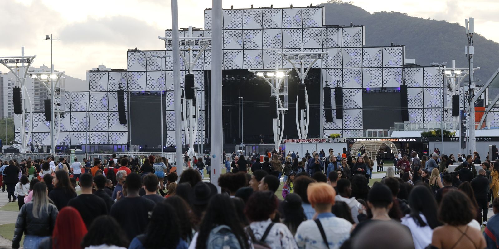 Imagem referente a Pacto quer garantir trabalho decente em grandes eventos no Brasil