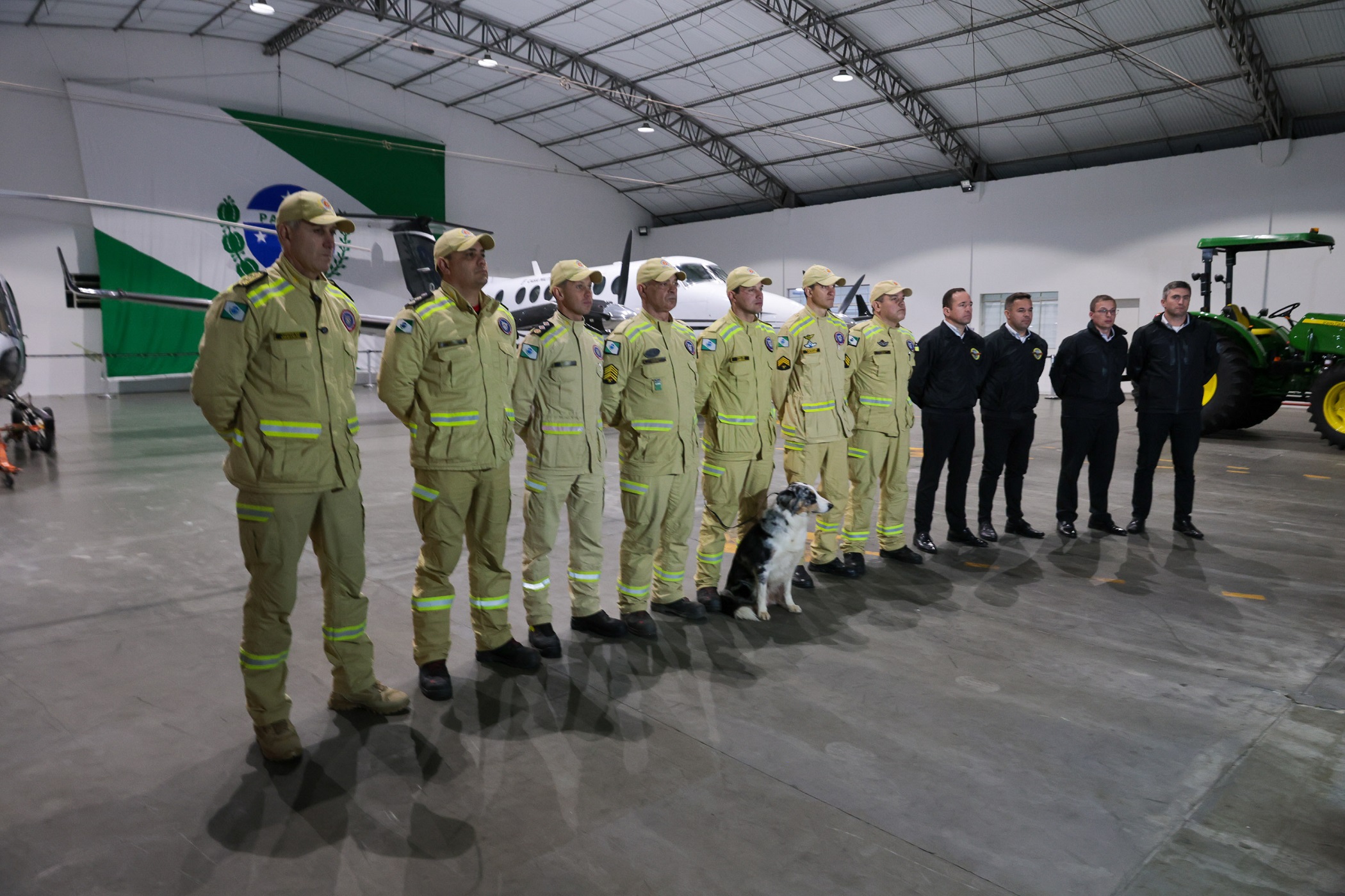 Bombeiros do Paraná enviam equipe de resgate para auxiliar vítimas de terremoto na Venezuela