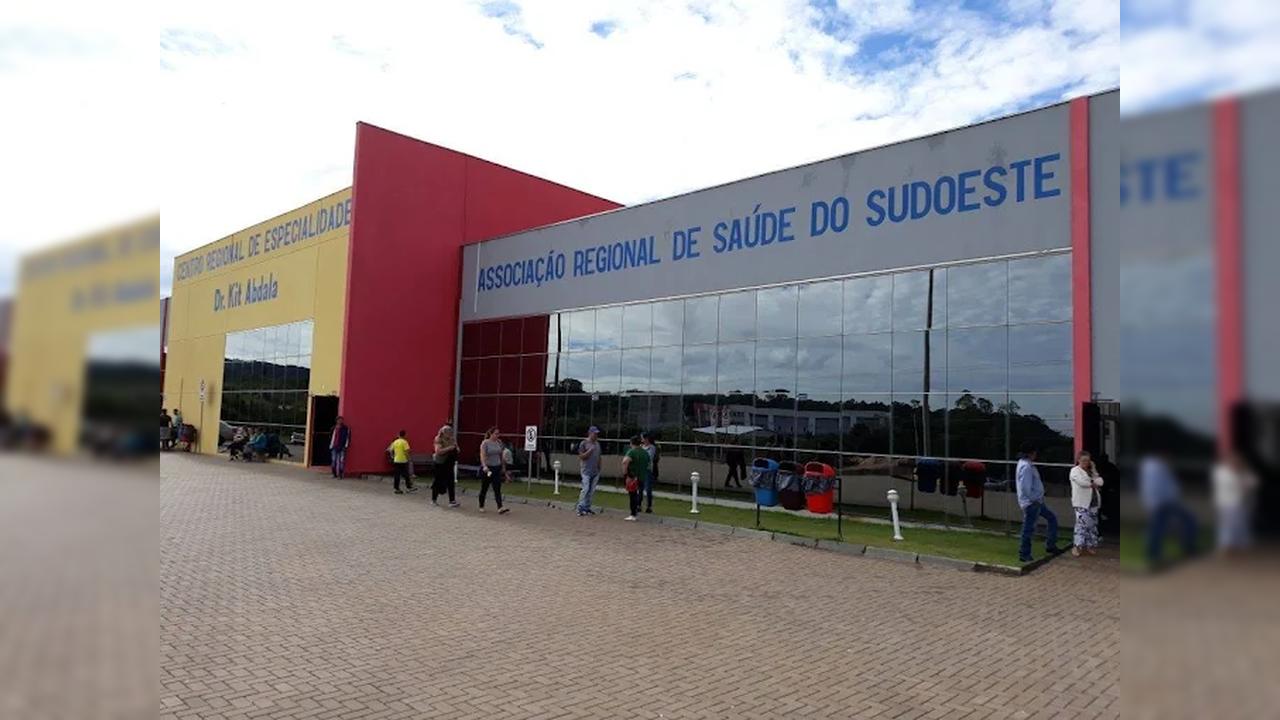 Imagem relativa a Concurso do CONSUD abre vagas com salários de até R$ 15,2 mil no Paraná