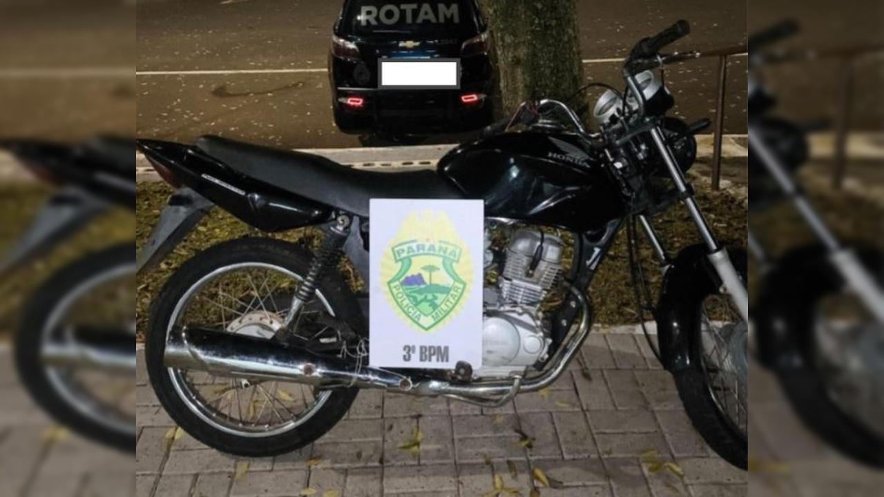 Imagem relativa a Motocicleta furtada é recuperada durante abordagem da Polícia Militar