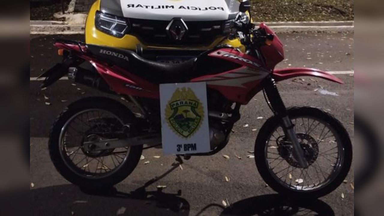 Imagem relativa a Motociclista sem habilitação tem veículo recolhido durante fiscalização da PM