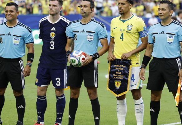 CBF envia ofício contestando gol anulado de Vini Jr. contra Escócia