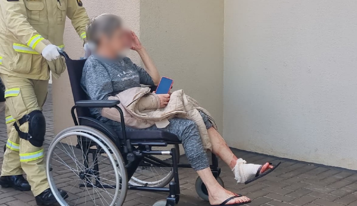 Box estoura e deixa mulher sangrando no banho no bairro Brasília