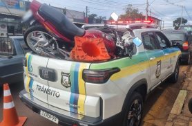 Moto com mais de R$ 5 mil em multas é apreendida pela Transitar no Interlagos