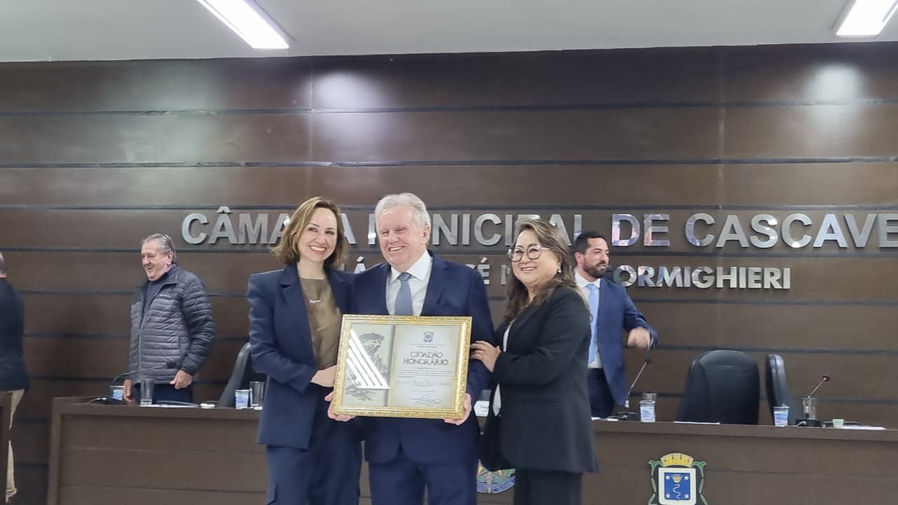 Reno Paulo Kunz, fundador do CEONC, recebe título de Cidadão Honorário de Cascavel