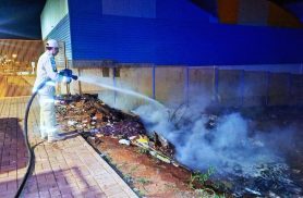 Corpo de Bombeiros combatem incêndio em lote no bairro Brasmadeira