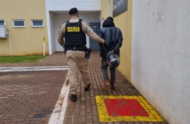Jovem de 24 anos é preso com motocicleta adulterada