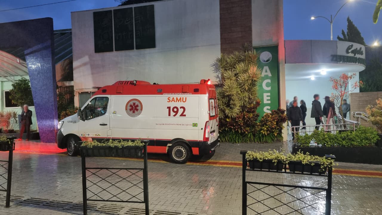 Mulher passa mal durante velório e é socorrida pelo SAMU em Cascavel