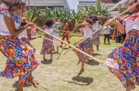 Quilombo mantém tradição centenária, símbolo da resistência negra