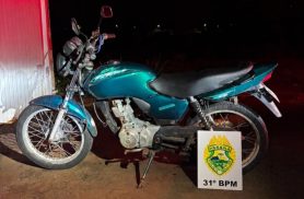 PM apreende motocicleta e droga após abordagem no bairro Cohapar