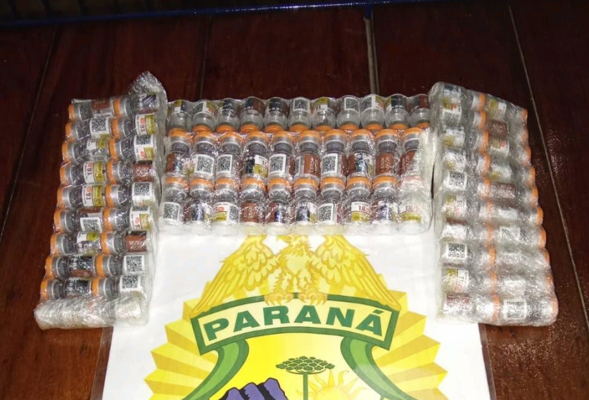 Imagem relativa a Polícia Militar apreende 88 ampolas de tirzepatida abandonadas em ônibus interestadual