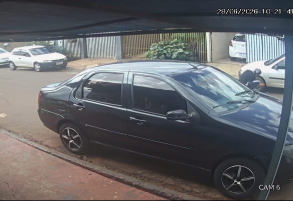 Fiat Siena placas GTI-1B37 foi furtado no Bairro Floresta