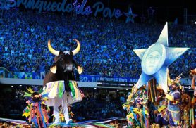 Boi Caprichoso vence o Festival de Parintins por menos de um ponto