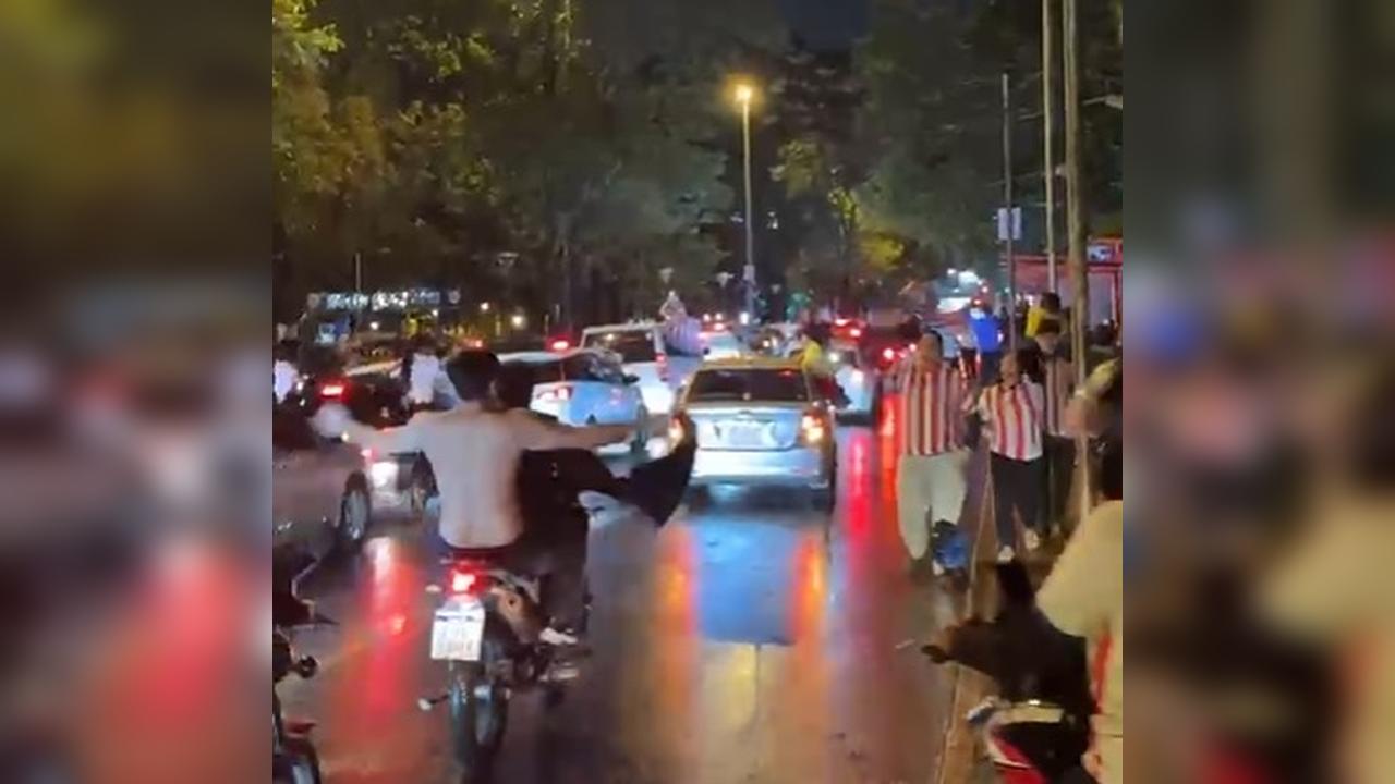É Copa ou feriado? Paraguai classifica e Ciudad del Este vira carnaval sem data pra acabar