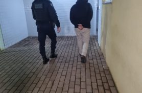 Homem é detido após ser reconhecido em loja por furto de produtos colecionáveis em shopping