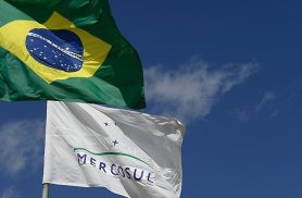 Lula vai ao Paraguai participar da 68ª Cúpula do Mercosul Lula vai ao Paraguai participar da 68ª Cúpula do Mercosul