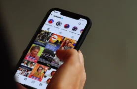 Redes sociais causam polarização e isolamento político em jovens Redes sociais causam polarização e isolamento político em jovens