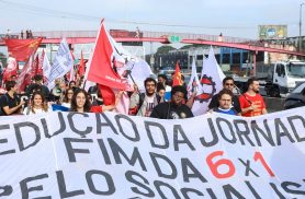 Ato no Rio abre mobilização para pressionar Senado pelo fim da 6x1