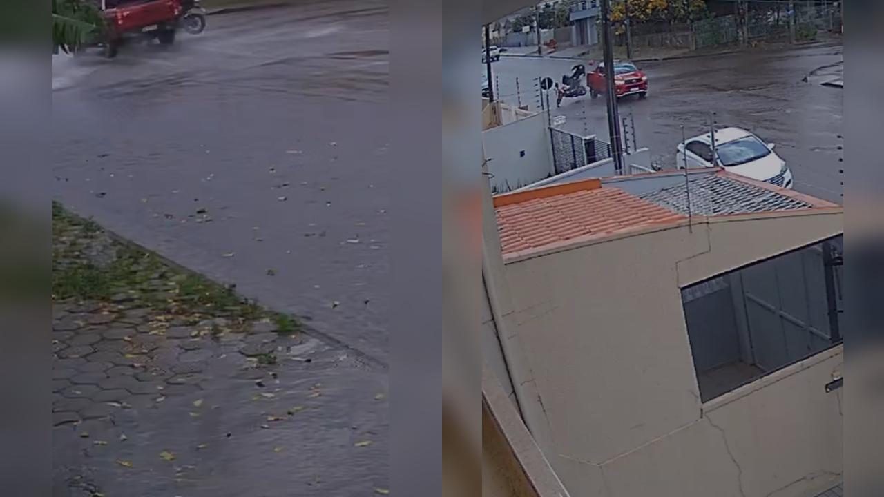 Imagens fortes: Caminhonete fura preferencial e deixa motociclista em estado grave
