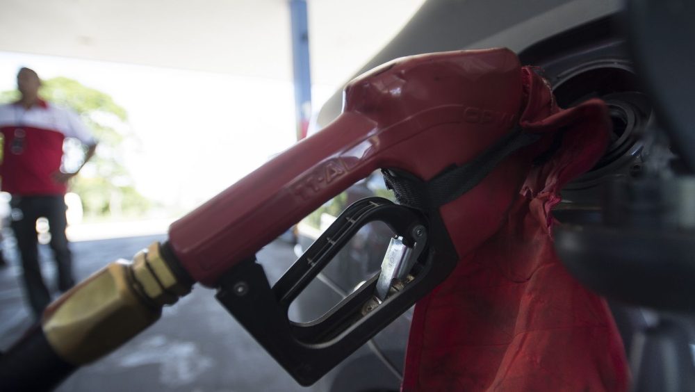 Governo inicia retirada gradual de subsídios aos combustíveis Imagem referente a Governo inicia retirada gradual de subsídios aos combustíveis