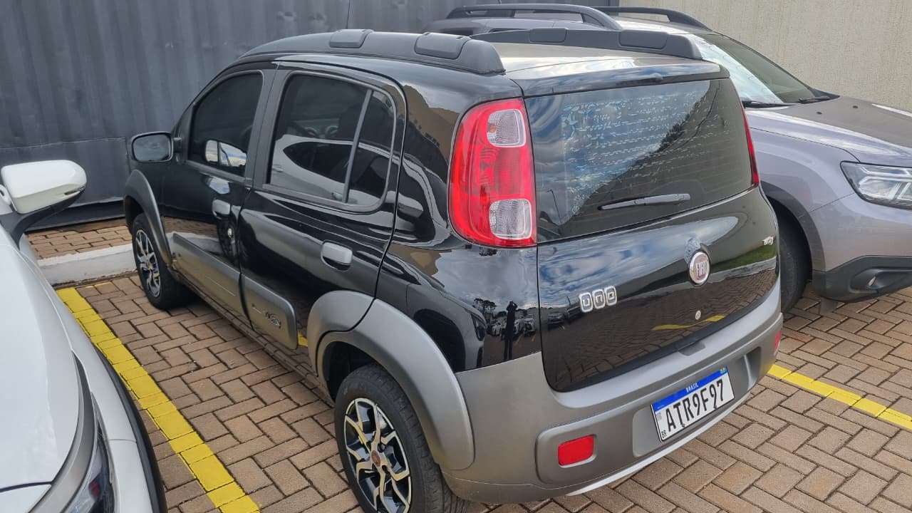 Fiat Uno com placas e chassi clonados é recuperado pela GM no Bairro Universitário