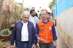 Defesa Civil mobiliza força-tarefa para atender famílias afetadas por granizo