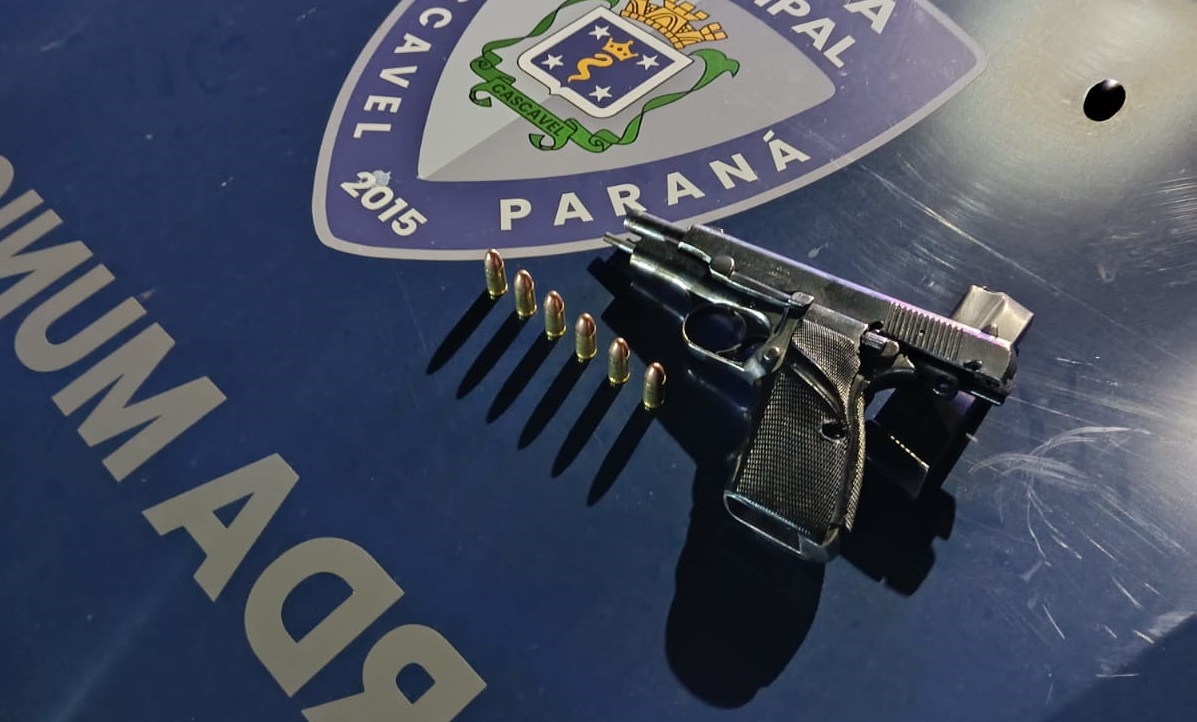 Homem de 34 anos é preso com pistola e munições no Bairro Gramado
