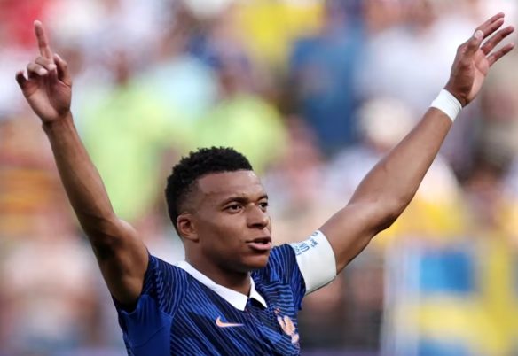 França vence Suécia por 3 a 0 e segue 100% na Copa do Mundo de 2026