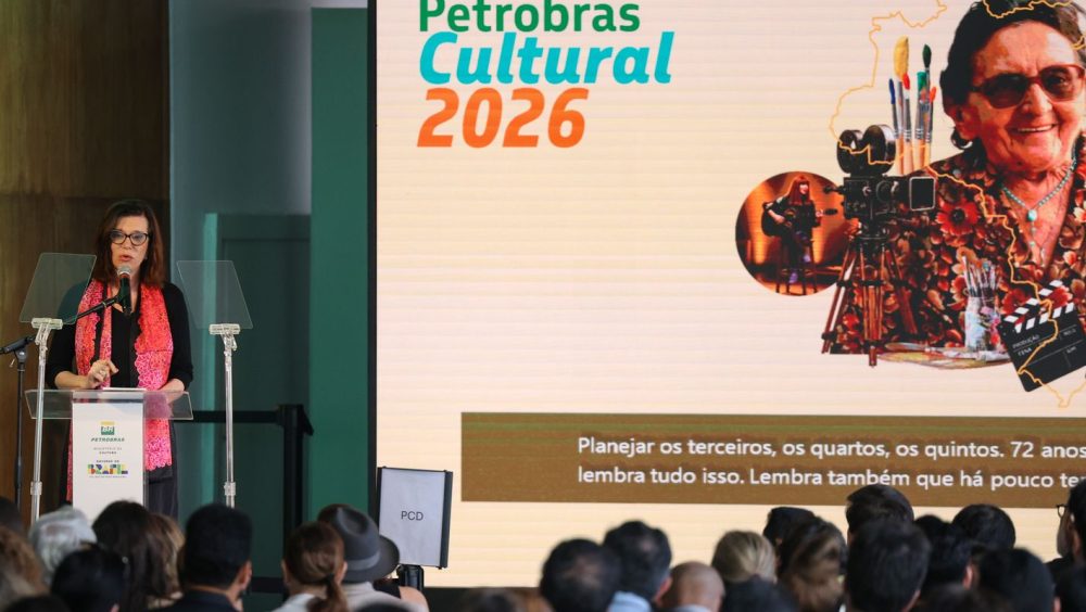 Gasolina também deve acompanhar tendência internacional de queda Imagem referente a Gasolina também deve acompanhar tendência internacional de queda