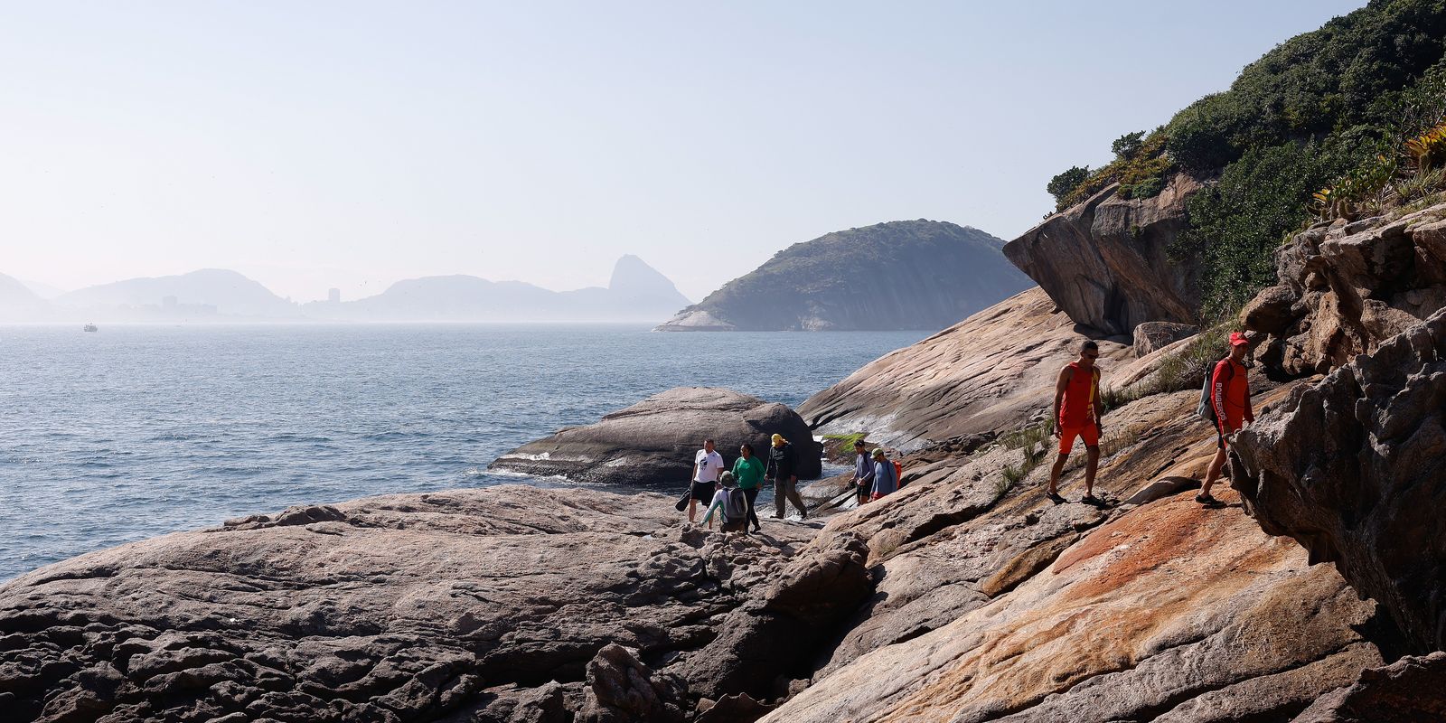 Imagem referente a Trilha nas Ilhas Cagarras exige preparo e oferece vista única do Rio