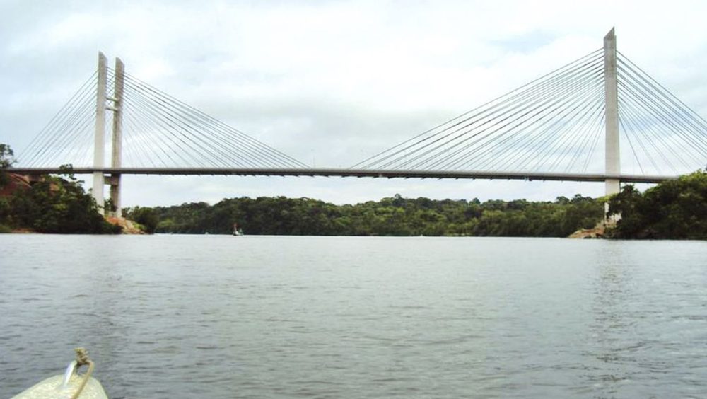 França suspende exigência de visto para brasileiros na Guiana Francesa Imagem referente a França suspende exigência de visto para brasileiros na Guiana Francesa