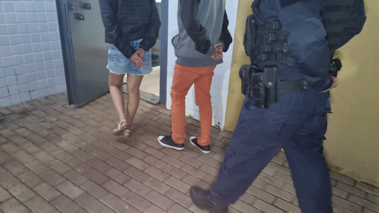 Casal é detido tentando fazer o ‘rancho do mês’ e termina na delegacia
