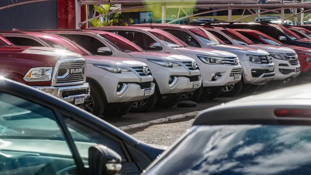 Fenabrave: emplacamentos crescem 16,01% no primeiro semestre Imagem referente a Fenabrave: emplacamentos crescem 16,01% no primeiro semestre