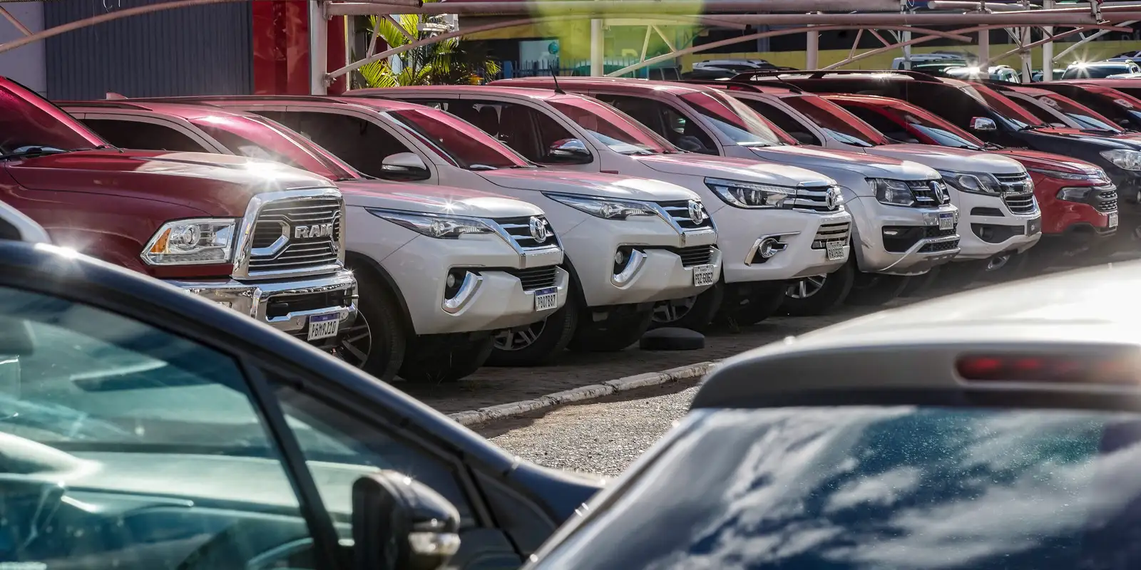 Fenabrave: emplacamentos crescem 16,01% no primeiro semestre Imagem referente a Fenabrave: emplacamentos crescem 16,01% no primeiro semestre