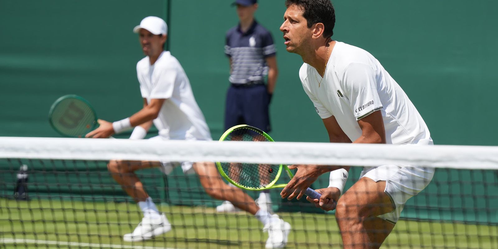Brasileiros têm dia ruim em Wimbledon e caem nas duplas masculinas Imagem referente a Brasileiros têm dia ruim em Wimbledon e caem nas duplas masculinas