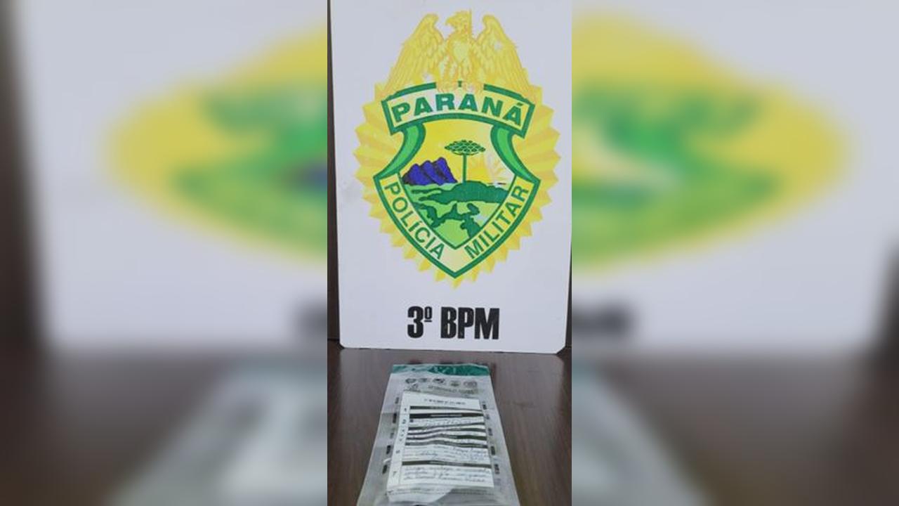 Imagem referente a PM apreende porção de maconha durante patrulhamento no Bairro São João