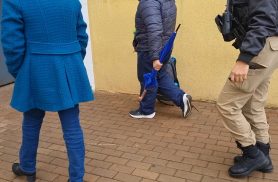 Adolescente é encaminhado à delegacia após confusão em colégio estadual no Centro de Cascavel
