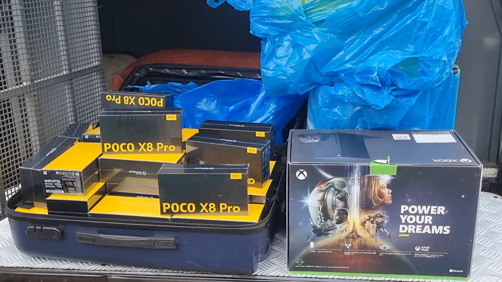 GM apreende 33 celulares e três videogames Xbox durante abordagem na BR-369